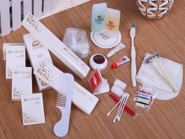 酒店里免费提供的东西可以拿走吗