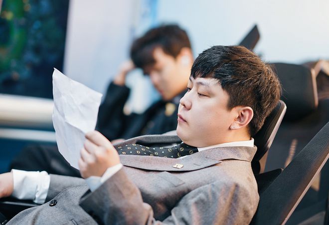 RNG更换主教练