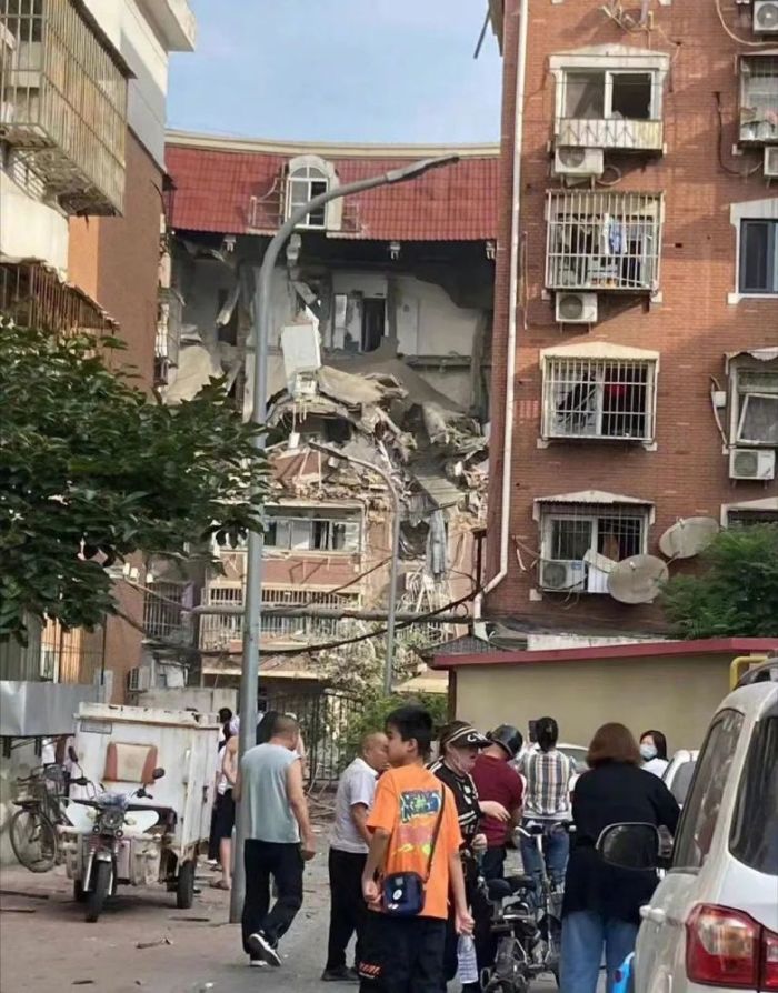 天津河东区一小区发生爆炸