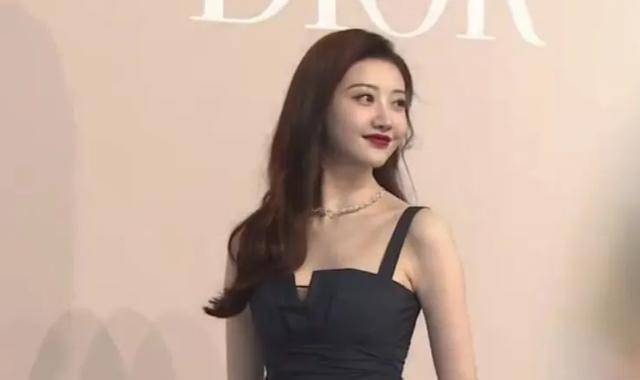 Angelababy黄景瑜活动生图