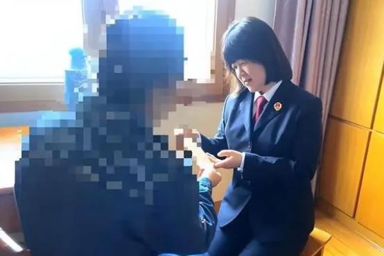孤女百万遗产遭舅舅私自处置，检察院回应引支持，网友：必须严惩