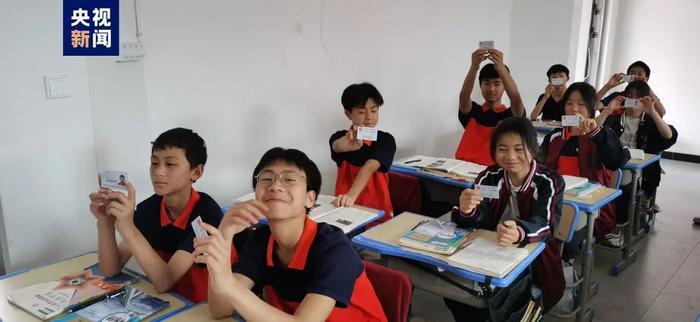 赶上了！云南135名中考生身份证被洪水冲走，民警开启“极限冲刺”！