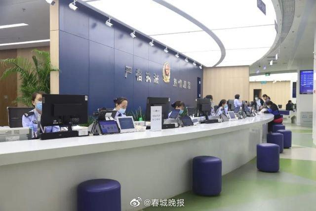 135名中考生身份证被洪水冲走