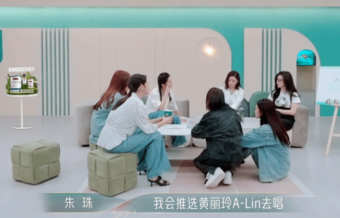 谢娜挑战《她她她》，朱珠说的话充满语言艺术，陈嘉桦却一针见血