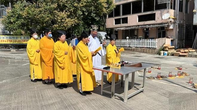 蔡天凤将在下月安葬，婆家人花巨资请人对遗体进行修复工作
