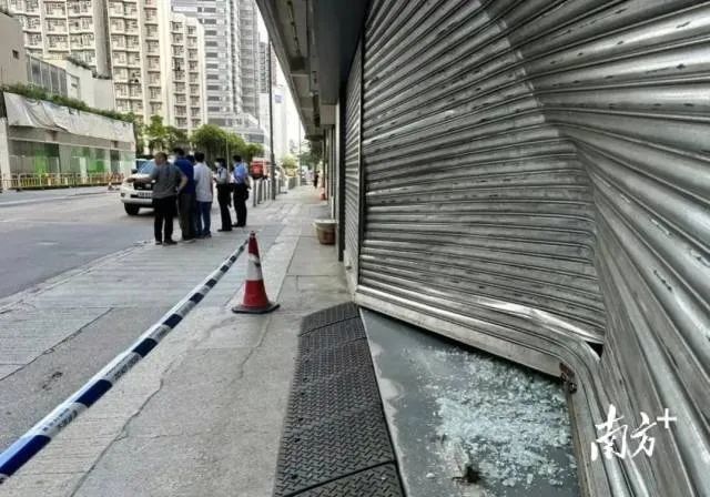 比亚迪香港4门店遭破坏，警方拘捕1女和5名有黑社会背景男子