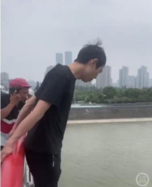 杭州跳桥救人小哥治疗康复费用全免