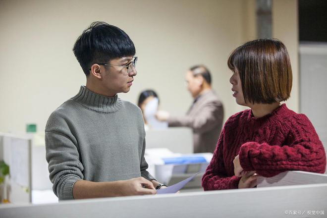 大四男生实习月入1万4，妈妈仰天大笑