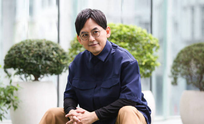 黄子佼妻子挥泪回应性骚扰风波：会一起弥补犯过的错误

