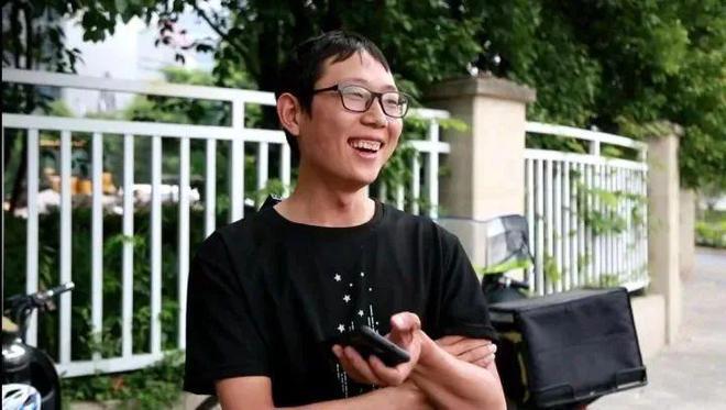 从10米高桥跳下救人的湖南外卖小哥，感动全网！最新情况…