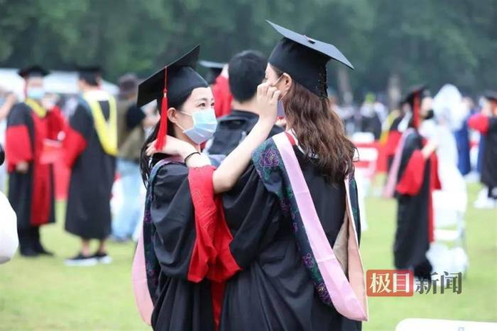@2020届毕业生，武大喊你回珈补办毕业典礼

