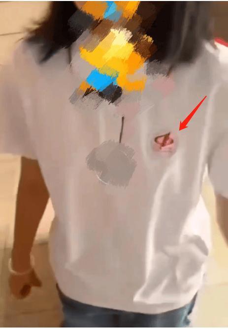 广东广宁通报“一女学生在学校被逼下跪”