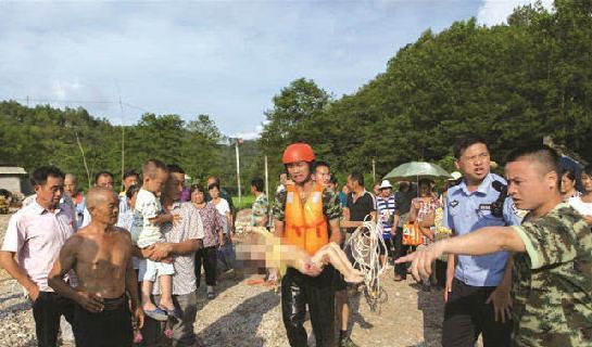 揪心！河南一奶奶接孙子放学双双被洪水冲走，2人不幸均已身亡！