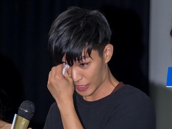 炎亚纶被曝性骚扰17岁男孩，与汪东城过往被扒，更多生猛内幕曝光