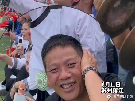 村超啦啦队实力宠球员