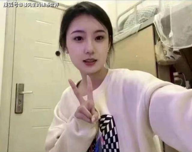川大女研究生诬告地铁大叔，和解后网上曝光，被扒得“底裤”不剩