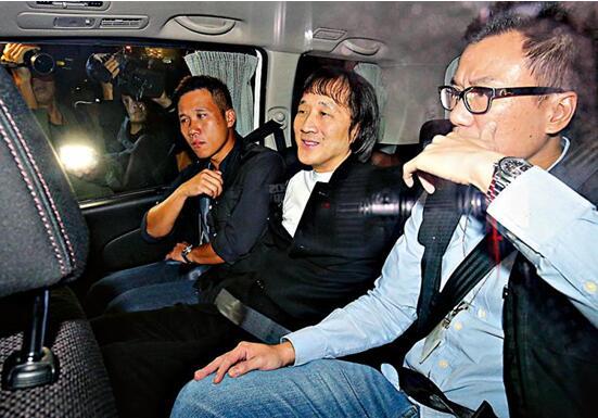 弃保潜逃两年半，香港前黑帮头目郭永鸿返港时在机场被捕