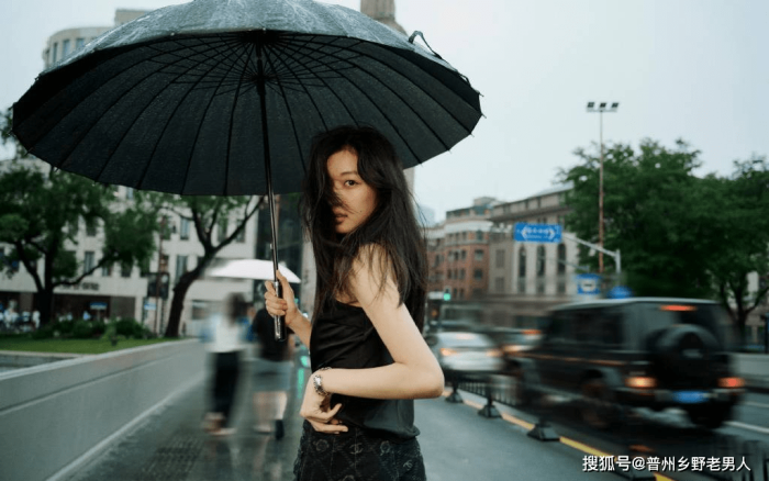 孙千评论赵丽颖说你跑我追
