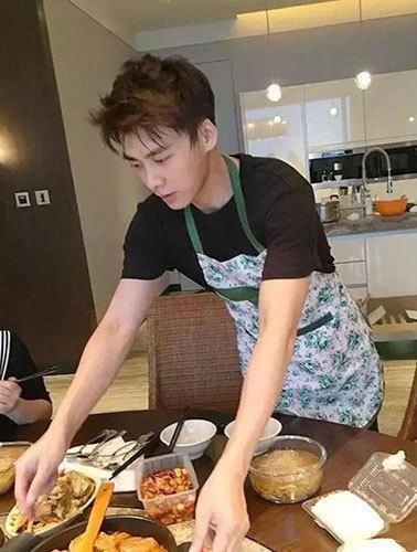 明星真是阔气，刘亦菲亿元豪宅不给人住，李易峰爱下厨，