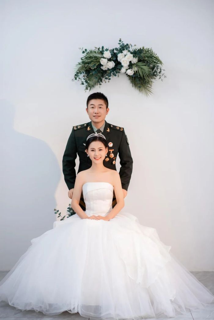 恭喜！他们结婚了