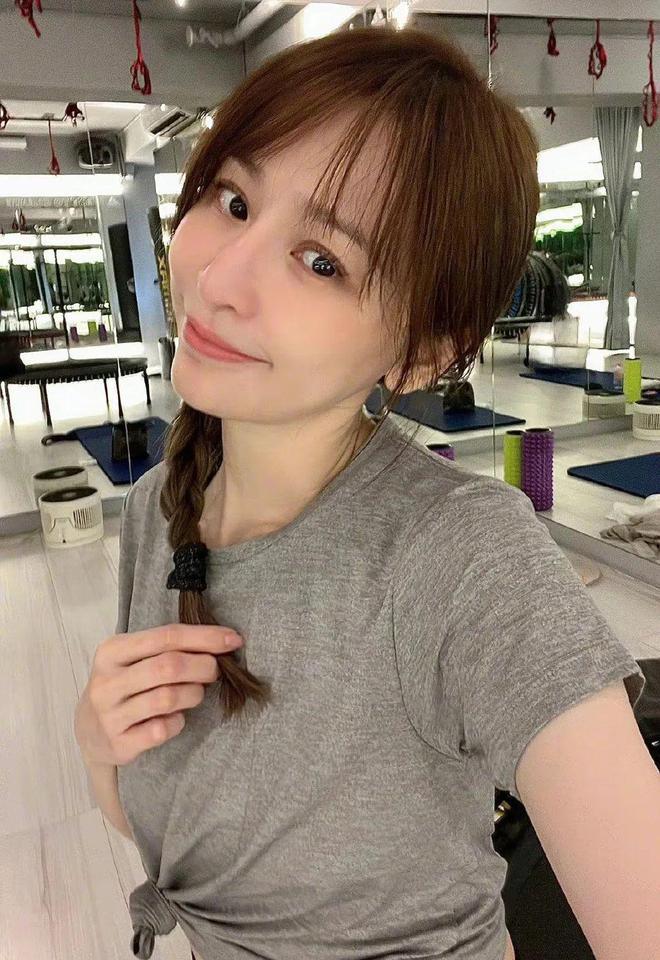 任嘉伦杨颖，王心凌，唐嫣，黄晓明张小斐，渣女跪求接盘侠，锤爷回复爆料贴