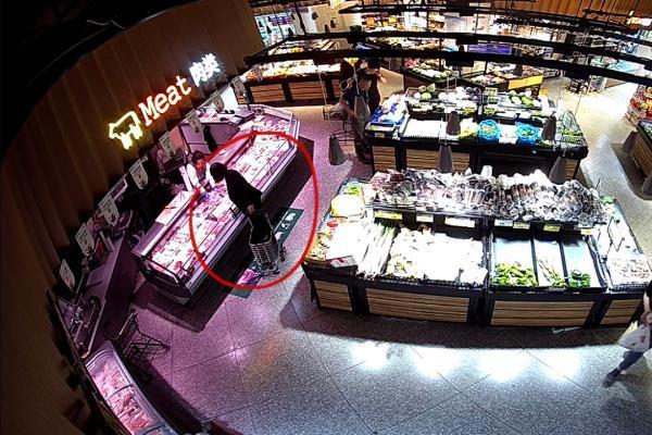 上海一女子偷窃高端食材“上瘾”：不缺生活费，只是心疼钱