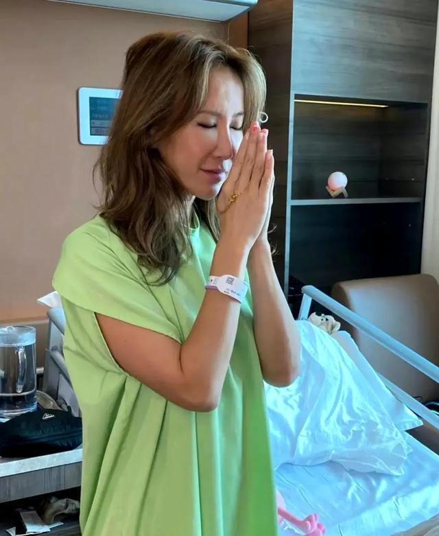 李玟病重仍关心郑欣宜