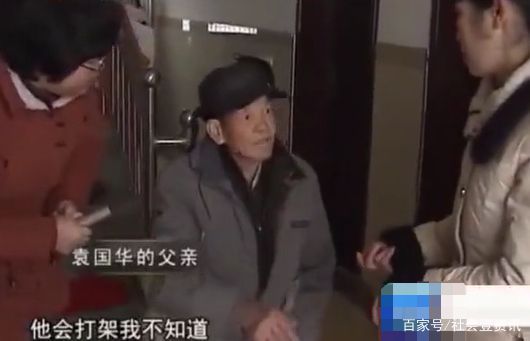 姐姐被丈夫家暴30年，娘家人去理论反被指责，妹妹：被姐夫打傻了
