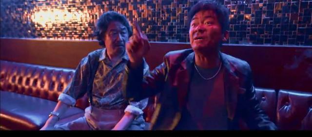 八角笼中的姐姐让人心疼