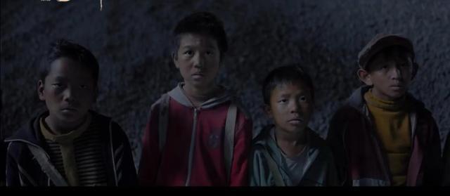 八角笼中的姐姐让人心疼