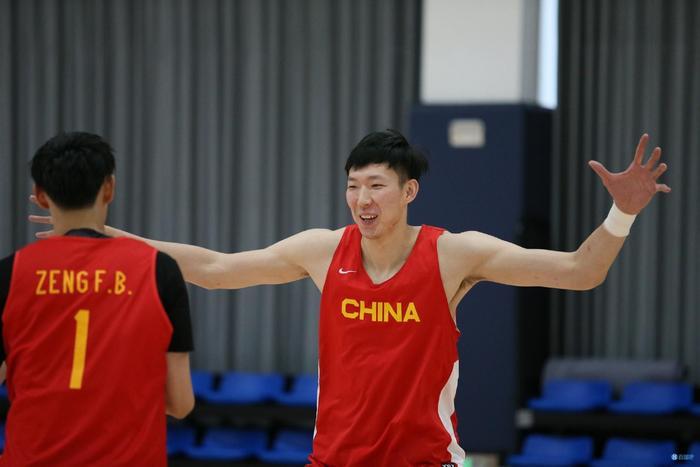 👀五星体育：周琦大概率去北京首钢结果最快今晚确定