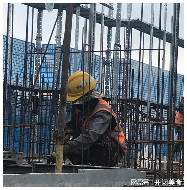 致敬高温下的坚守者