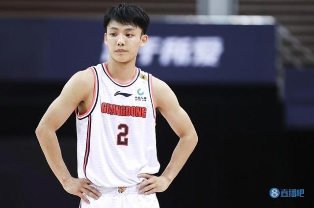 徐杰只休2分钟砍下47分9板4断