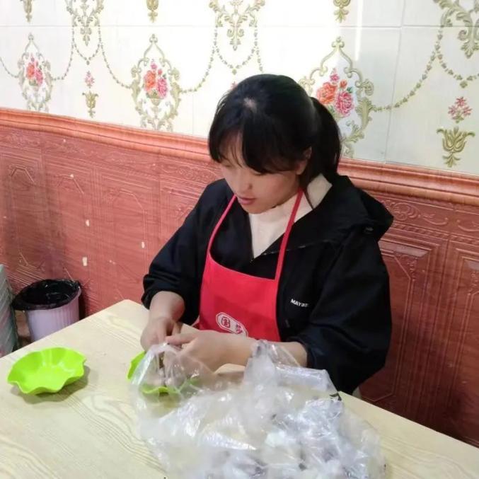 奖励10000元！超一本线35分，拉贡措却选择了……