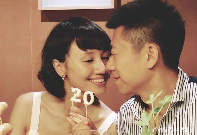 袁泉夏雨夫妇结婚14年罕见同框