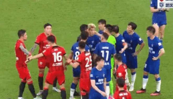 韦世豪被马宁红牌驱逐