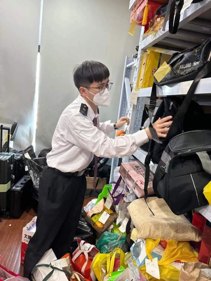 上海虹桥站遗失物品仓库爆仓