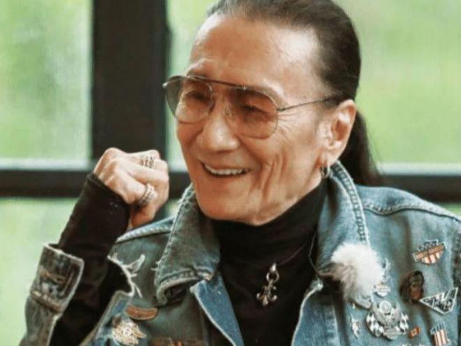 突发！港媒曝谢贤病危入ICU，强打精神交代后事，谢霆锋紧急返港