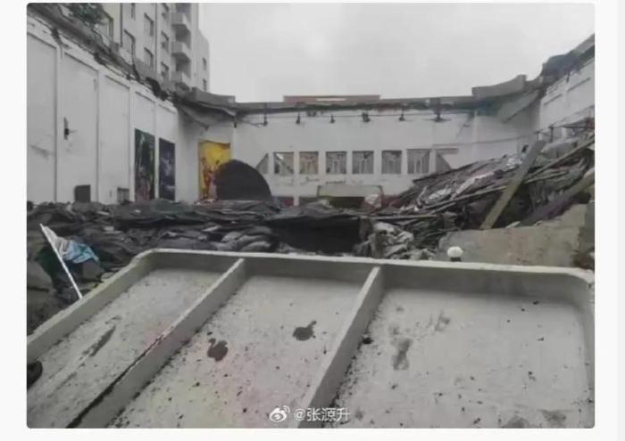 齐齐哈尔中学坍塌现场救出第11人