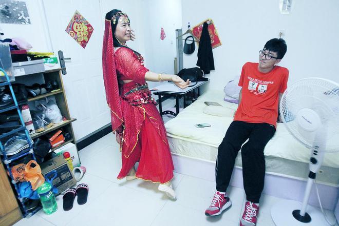 普通家政员成为“科班保姆”后，月薪涨到近2万元