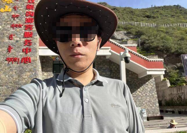旅游遇难孕妻痛哭