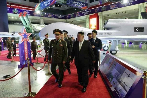 金正恩邀请俄防长参观朝鲜核武器