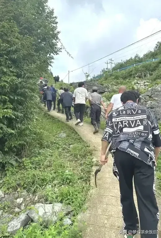 贵州毕节女子疑被杀害埋尸多日