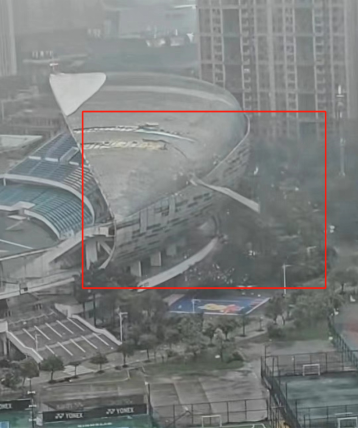 泉州一体育馆因台风受损，五月天演唱会将受影响？主办方回应