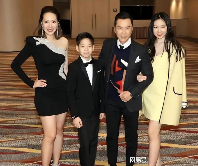 甄子丹女儿官宣出道
