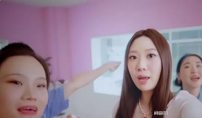 甄子丹女儿官宣出道