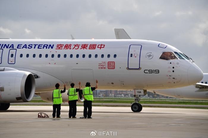 东航两架C919首次同时执行商业航班