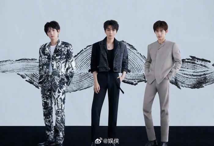 TFBOYS_FanClub发文呼吁粉丝不要在场馆附近聚集及逗留……