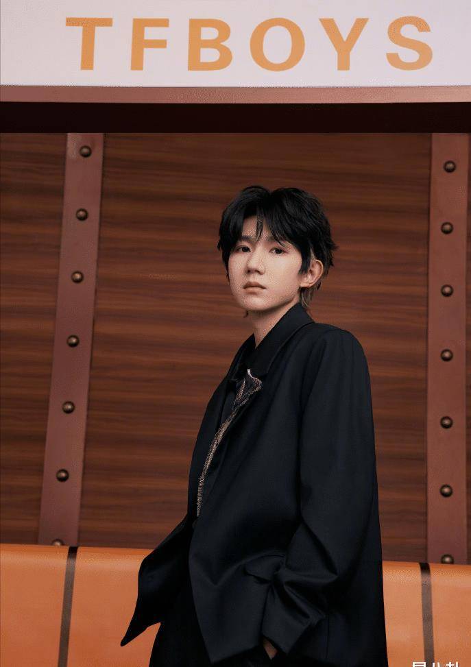 TFBOYS新歌《明天见》的预告发布，8月5日正式上线