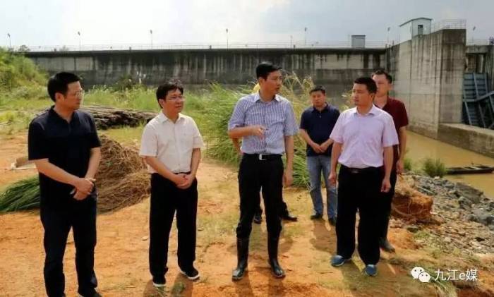 兄弟县，兄弟情，武宁县搜寻修水抗洪失联干部人员增至两千余人

